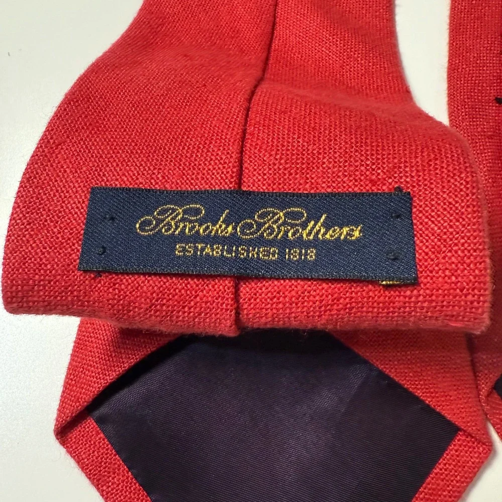 Brooks Brothers Tie Mens Red 100% Linen Solid Woven Made in USA Necktie
